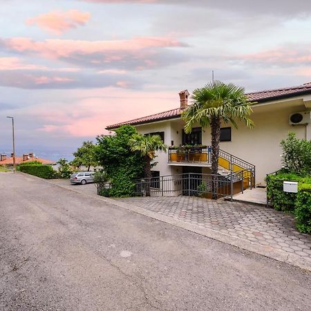 Apartments With A Parking Space Lovran, Opatija - 7869 외부 사진