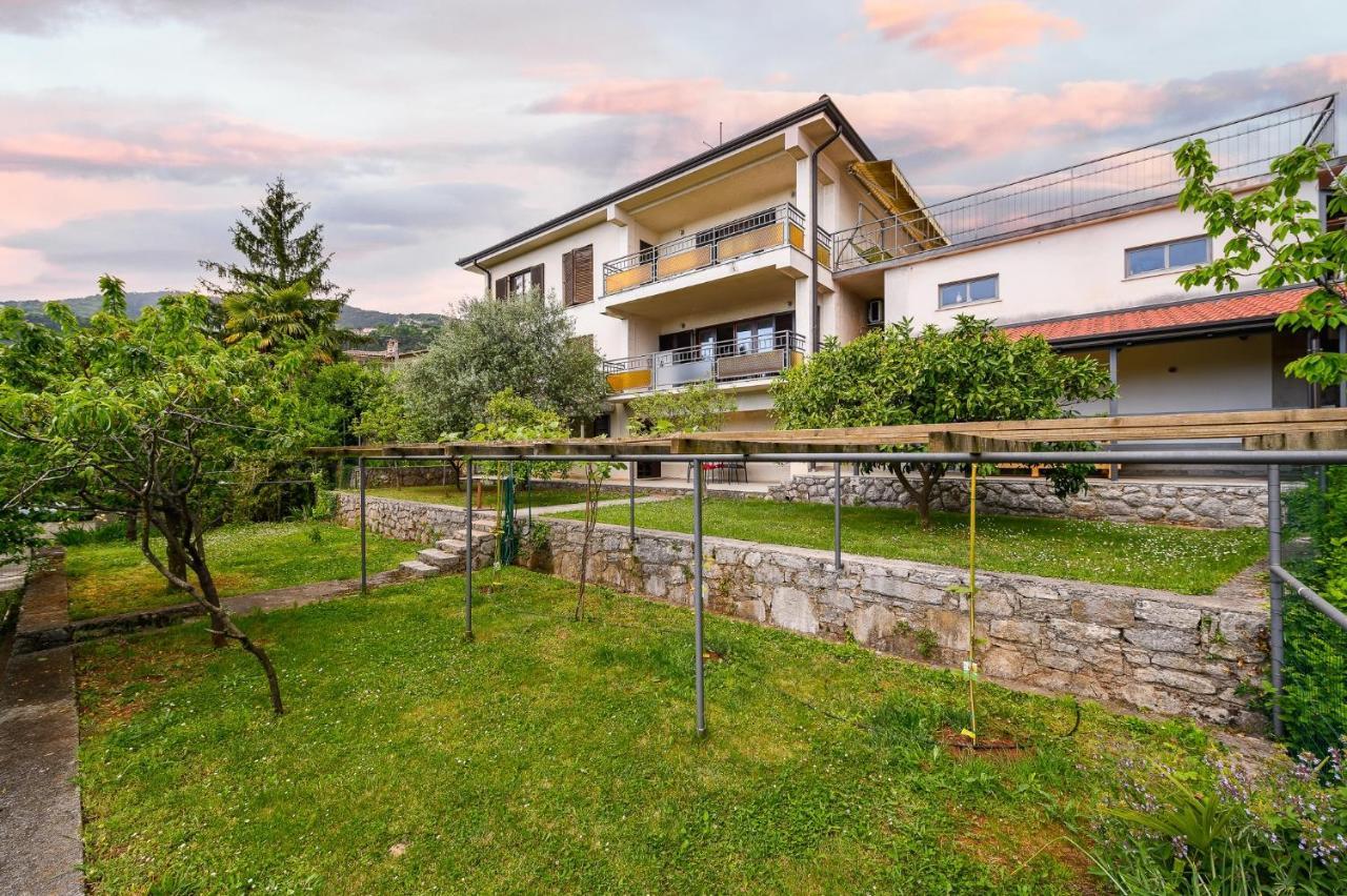 Apartments With A Parking Space Lovran, Opatija - 7869 외부 사진